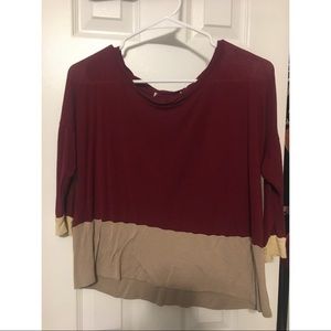 Red & tan 3/4 sleeve crop top